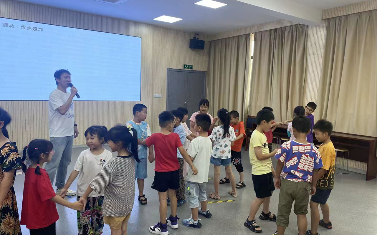 临沭龙观乡中心学校